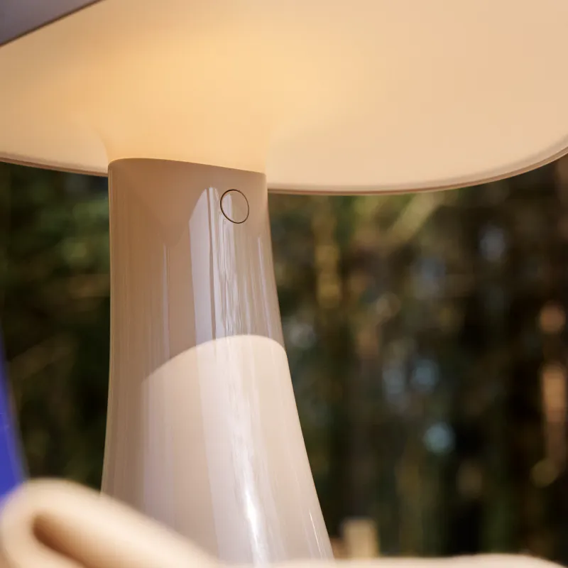 Louis Poulsen Rumee 220 Portabel Lampe - Earth Grey