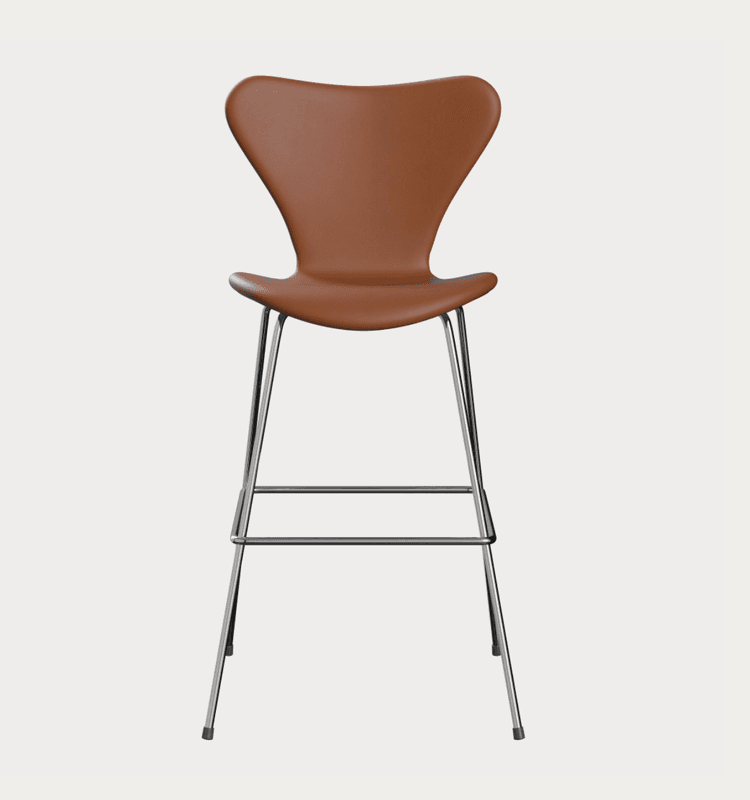 Fritz Hansen Serie 7 Fullpolstret Høy Barstol 3197 - Essential Lær