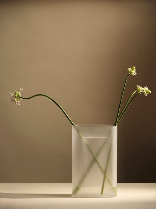 Hovedbilde Muuto Ridge vase white frostet glass H:34