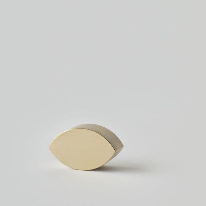 Hovedbilde Almond - Brass