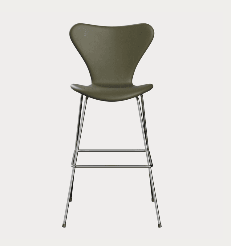 Fritz Hansen Serie 7 Fullpolstret Høy Barstol 3197 - Essential Lær
